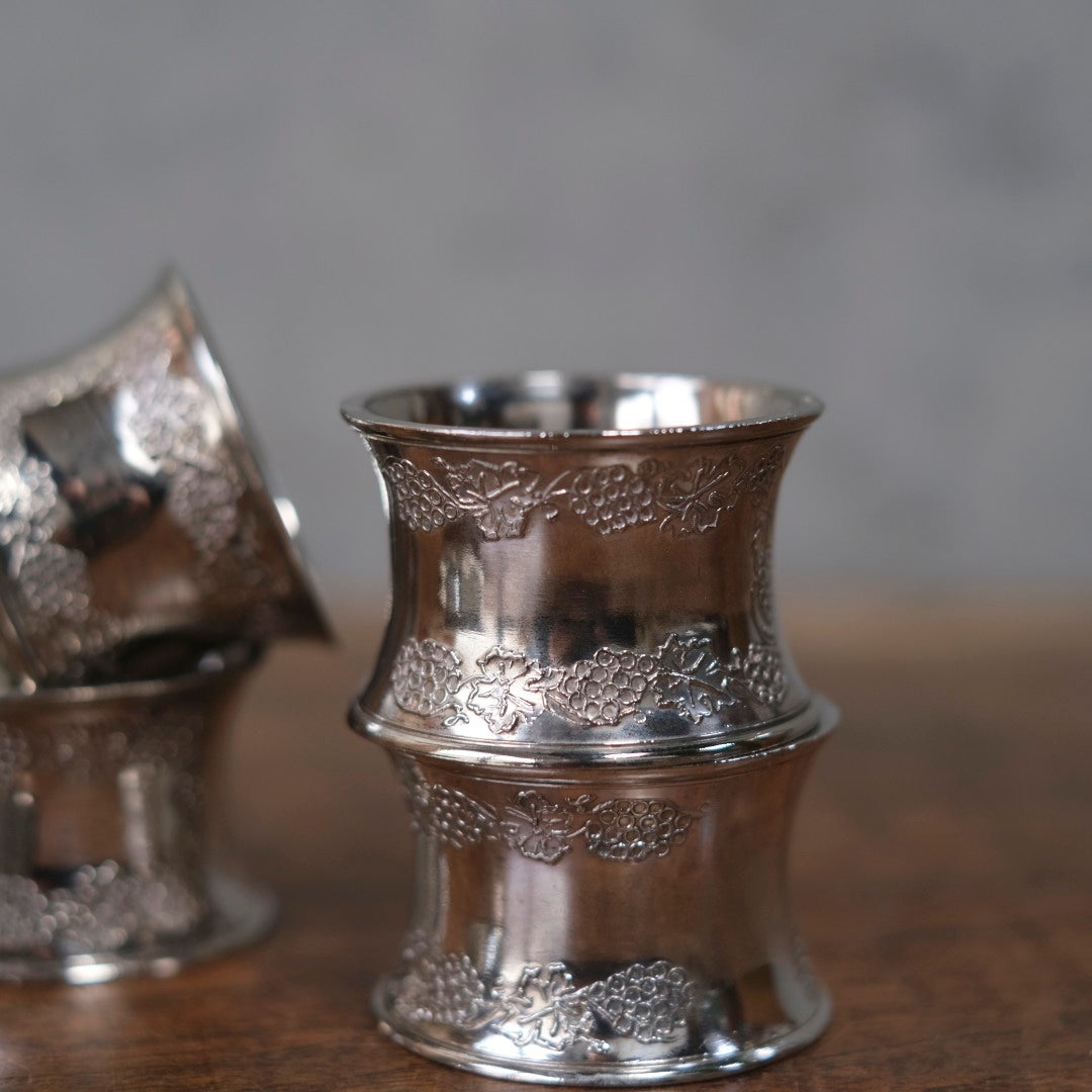 アンティーク ナプキンリング シルバープレート 4個セット ブドウ文様 鼓型 イギリス3