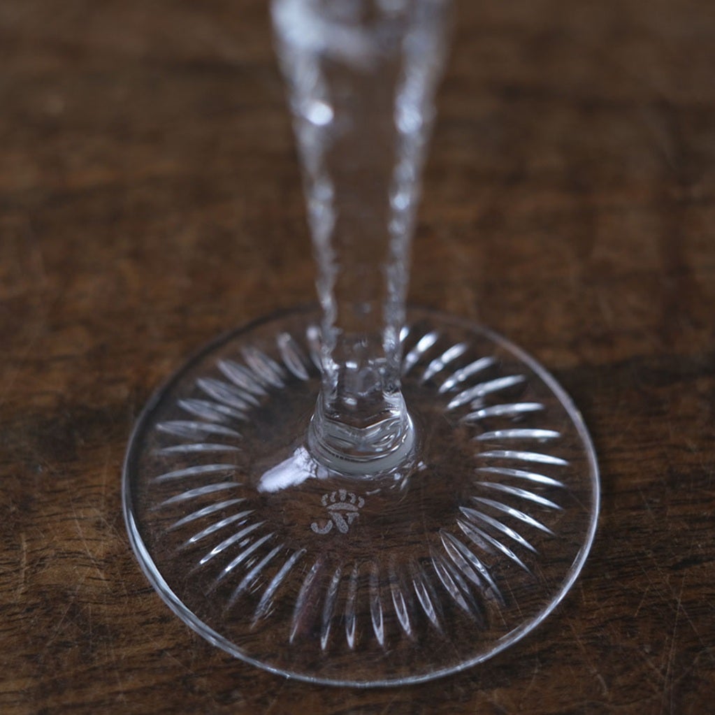 ヴィンテージ クリスタルワイングラス Nachtmann ナハトマン 葡萄と星のカット模様　ルビーレッド　ドイツ