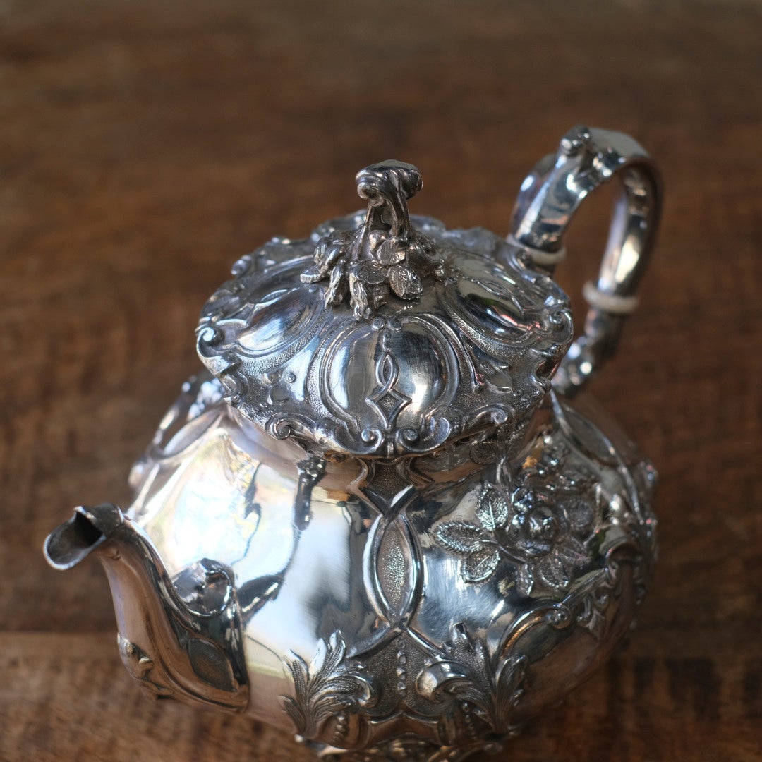 アンティーク ティーポット&ミルクジャグ シルバープレート 銀メッキ ヴィクトリアンロココ 自然主義的なアカンサスモチーフ装飾5