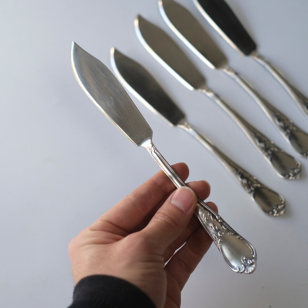 アンティークフィッシュナイフ バターナイフ シルバープレート 銀メッキ ロココ イギリス4