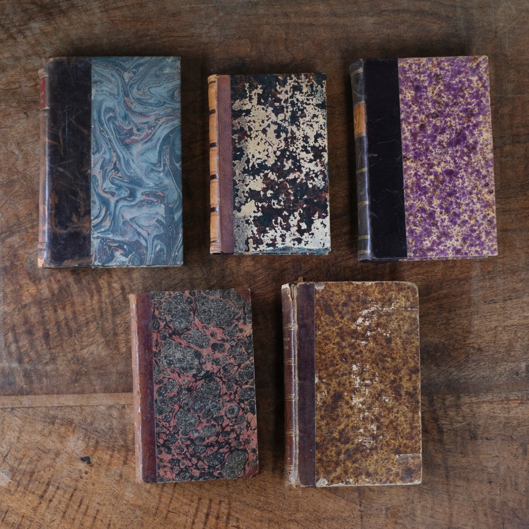 アンティークレザーブック 古書 本 19世紀 フランス3