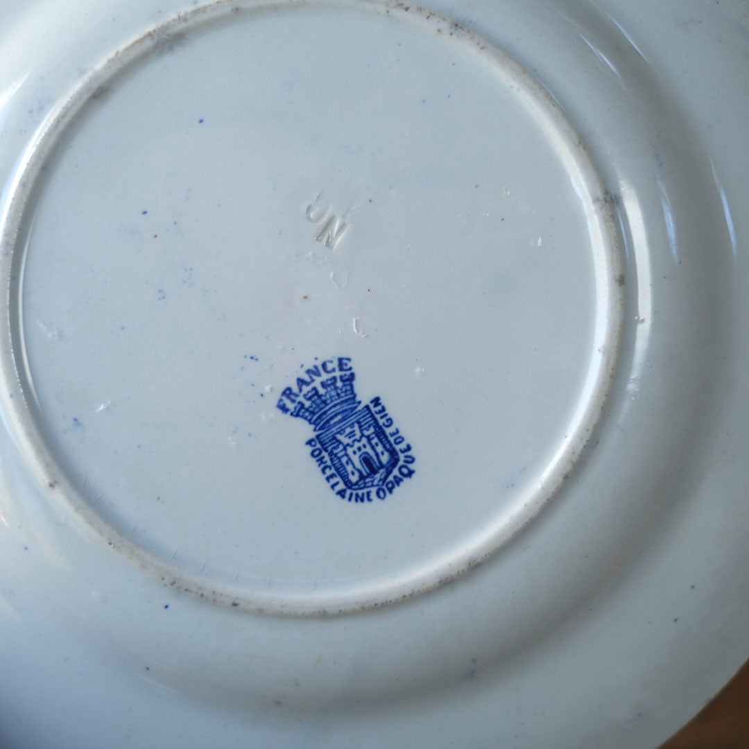 アンティーク ジアン ブルーウィロー プレート 裏面バックスタンプ GIEN FRANCE PORCELAINE OPAQUEのクローズアップ