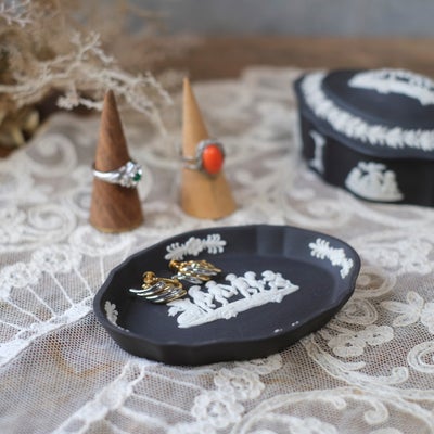 ヴィンテージウェッジウッド WEDGWOOD ジャスパー小さなトレイ 貴重な黒 イギリス