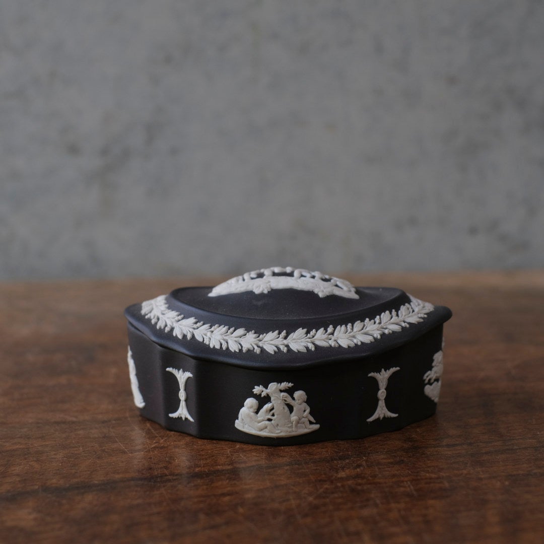 ヴィンテージウェッジウッド WEDGWOOD ジャスパートリンケットボックス 貴重な黒 イギリス1