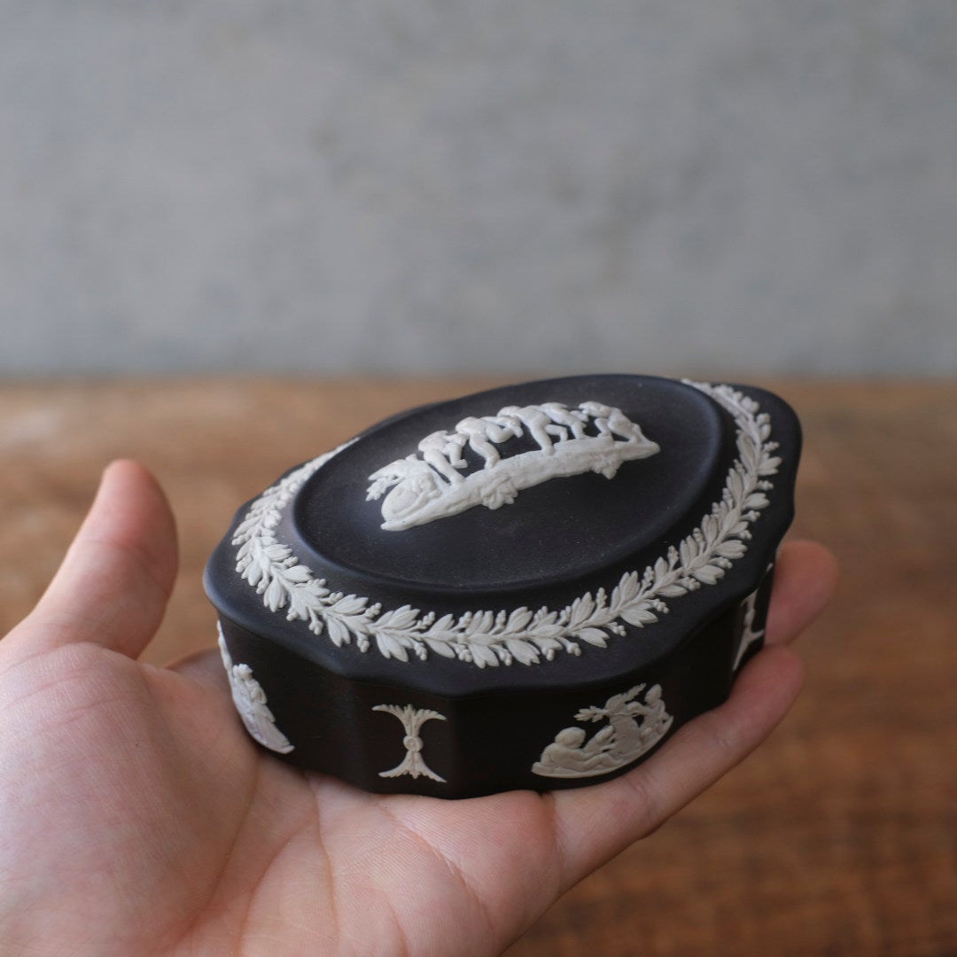 ヴィンテージウェッジウッド WEDGWOOD ジャスパートリンケットボックス 貴重な黒 イギリス3