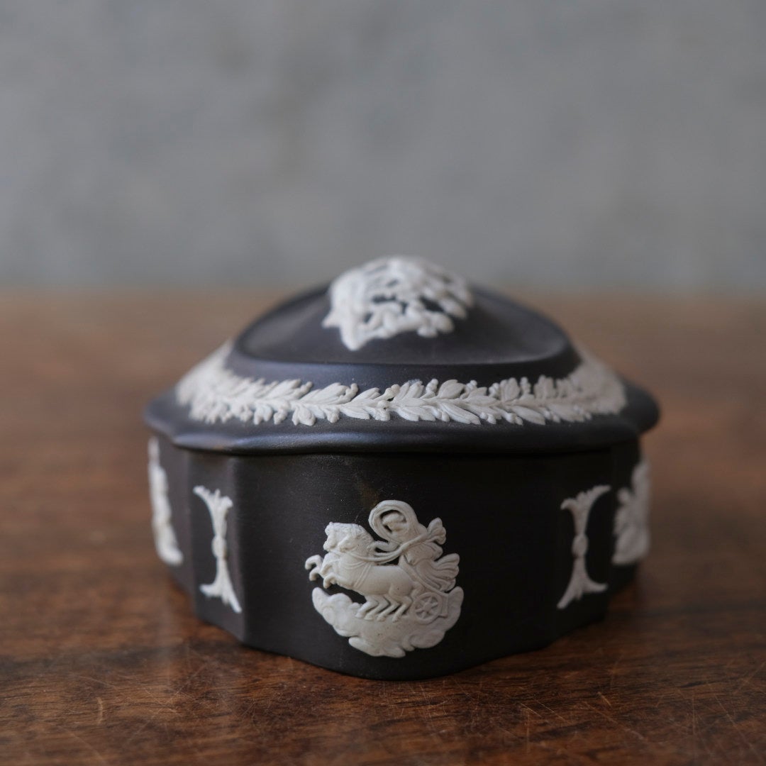 ヴィンテージウェッジウッド WEDGWOOD ジャスパートリンケットボックス 貴重な黒 イギリス5